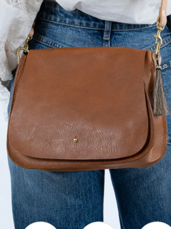 Meanwhile Back on the Farm Saddle purse - Picture 9 of 10